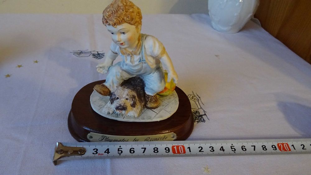 Красиви статуетки на Леонардо вентидж