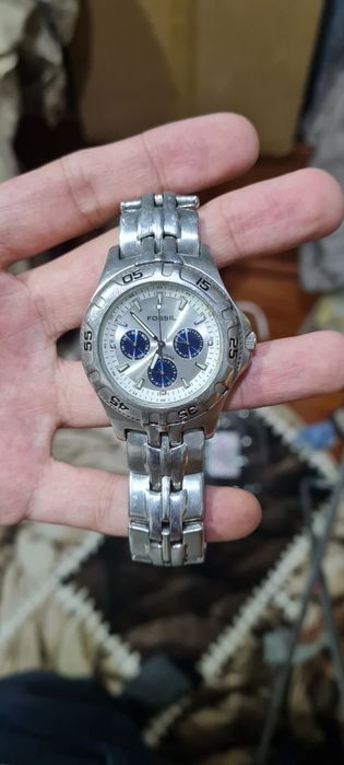 Fossil часы американского бренда