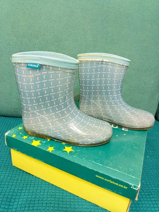 Детские резиновые сапоги для дождя