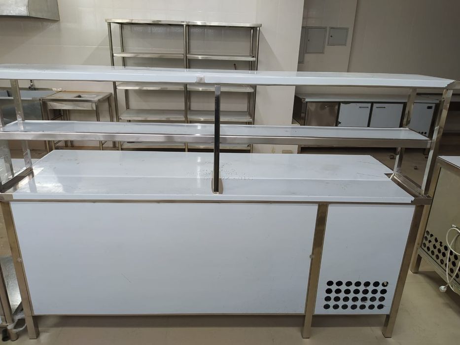 Железный стол разделочный