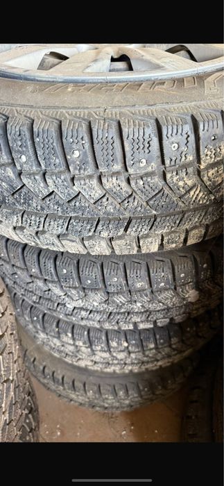 Продам шипы в комплекте все