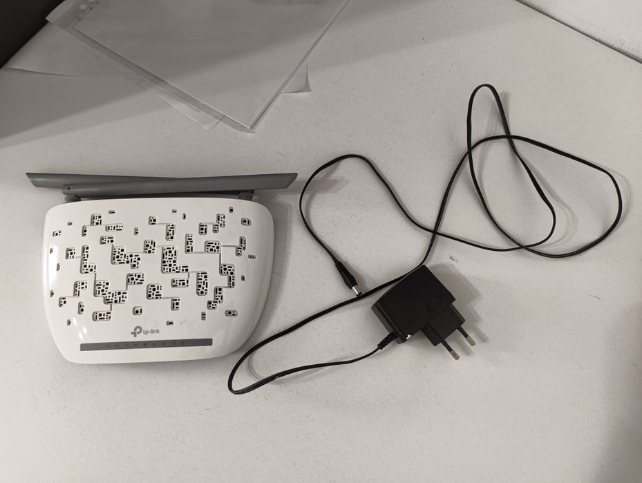 Роутер Tp-link.         .