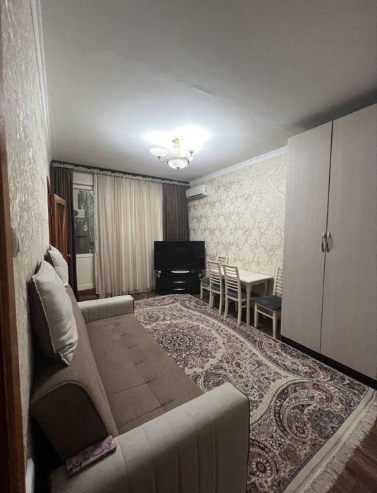 Продается квартира Феруза, Эко базар, ТЦ Чимган 1/1/4