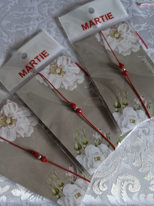 Bratari martisoare cu bile aur sau argint.