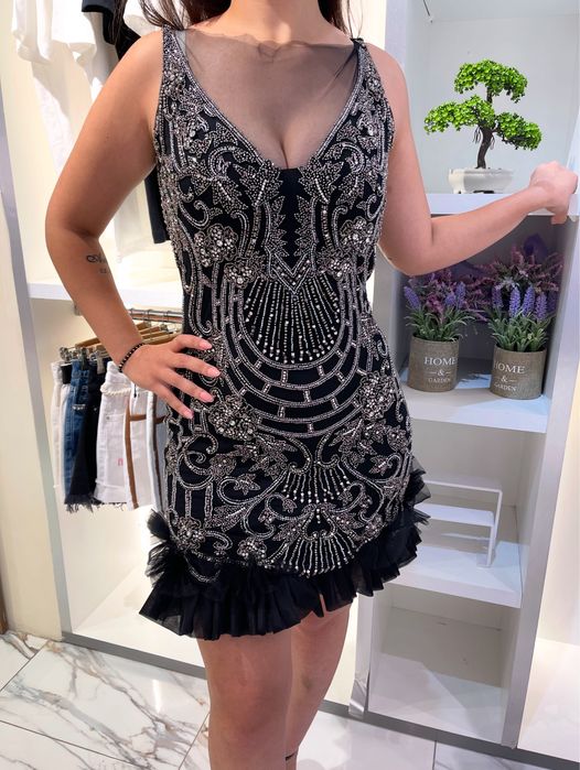 Официална рокля. Ръчна изработка ! Цена по договаряне