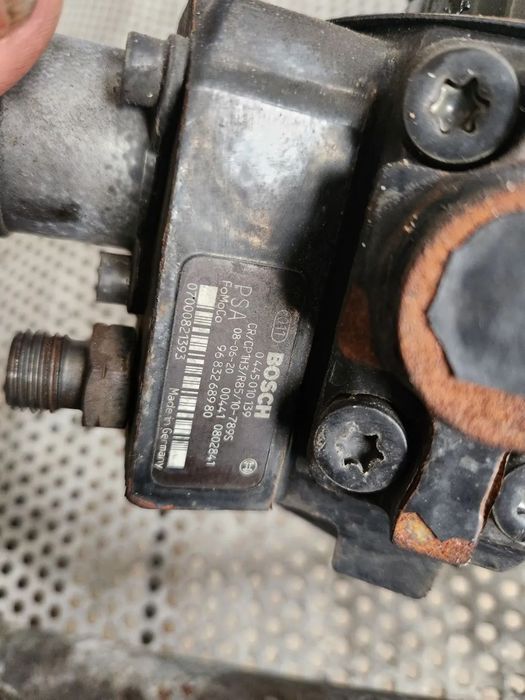 Kit Injectie Injectoare Pompa Rampa Peugeot 2.2 Diesel Hdi 407 607 4007 Citroen C5 C6 C8 C-Crosser