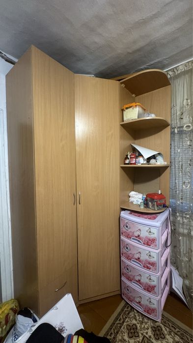 Продам шифоньер  б/у