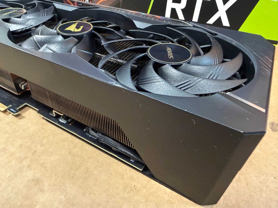 Видеокарта Gigabyte AORUS RTX 3080 XTREME, 10GB