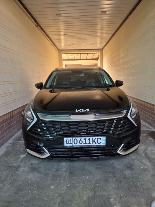 Sotiladi kia sportage