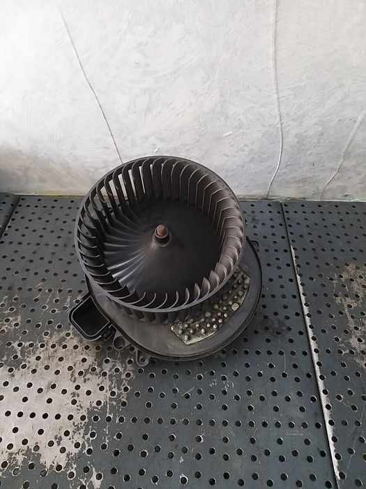 Aeroterma ventilator habitaclu 2.0 d bmw seria 1 f20 f21 t903542b 927611201 t1016251q