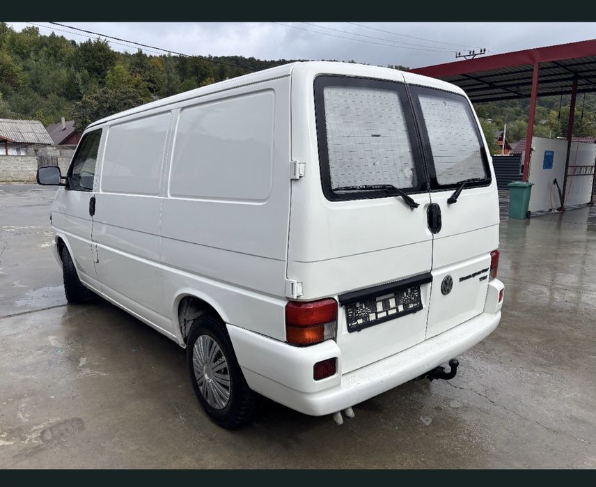 Volkswagen Transporter 1996 diesel, 2.156 € — imagine 4