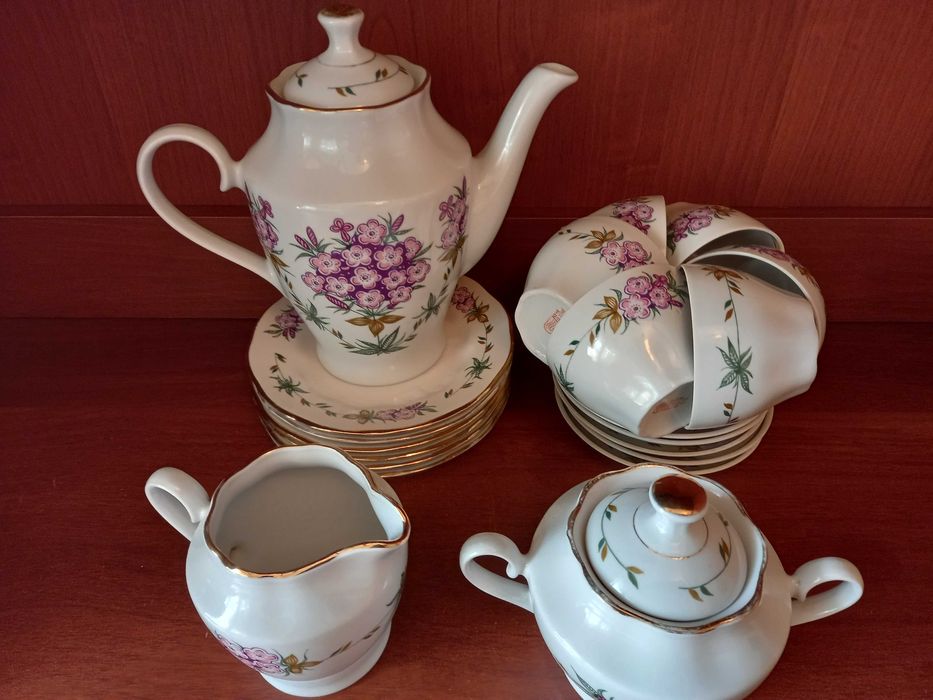 продам сервизы ссср звоните