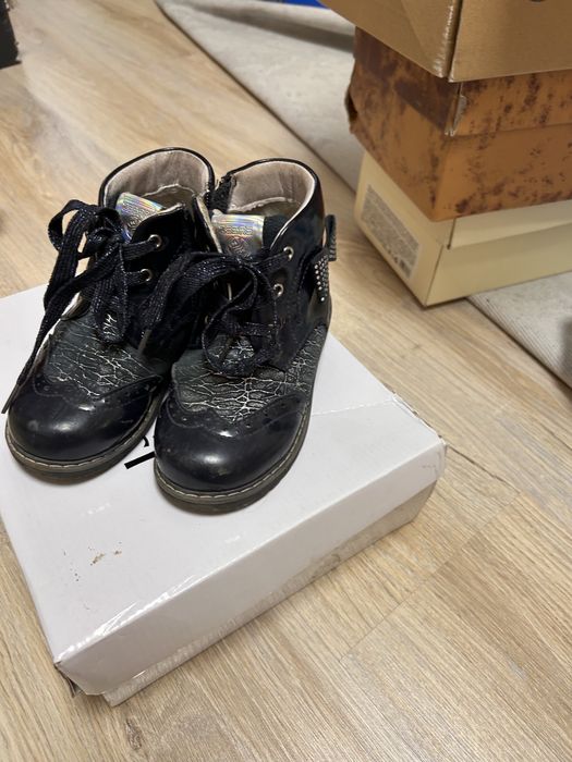 Ботинки для девочки