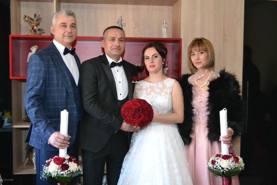 Cameraman foto video dj nunta botez ursitoare lumini