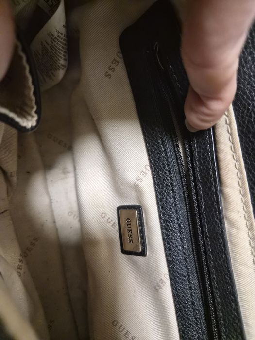 Дамска чанта Guess