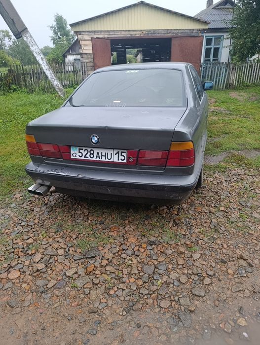 Продам БМВ е34 .