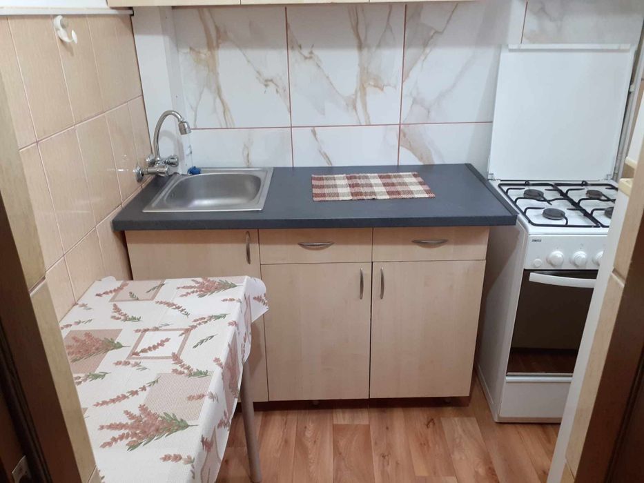 Inchiriez apartament 1 camera confectii