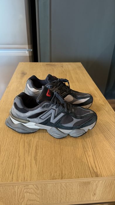 New Balance 9060