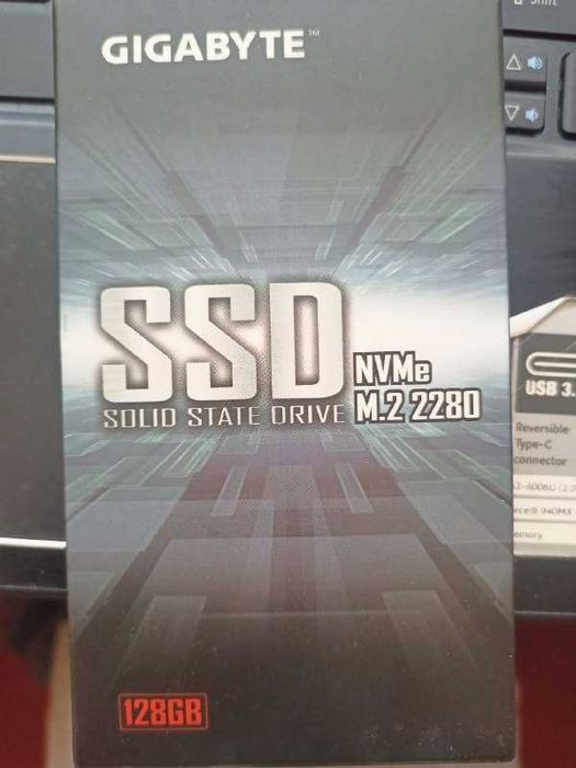 Ноутбук Asus Aspire E 15 e5-576g-39e7