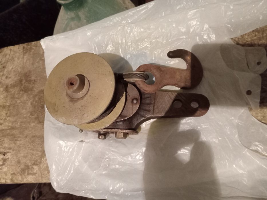 Продаётся ЛЕБЁДКА.