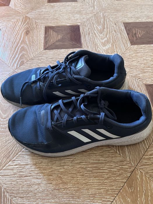 Кроссовки адидас оригинал