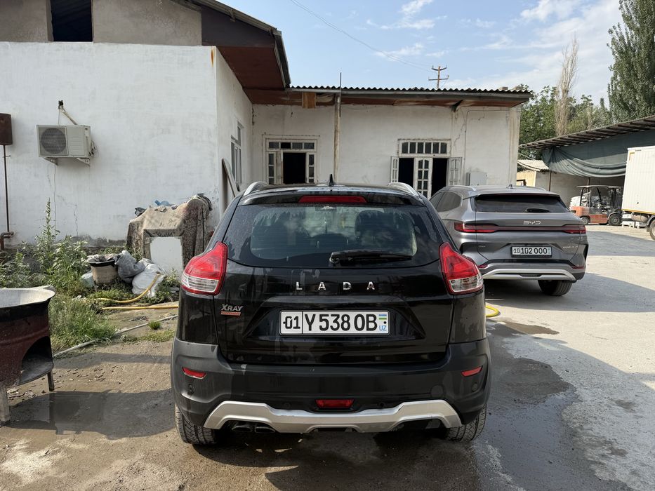 Lada Xray Cross 1.8