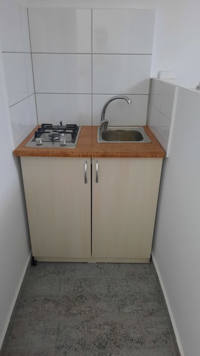 Închiriez garsonieră confort 2