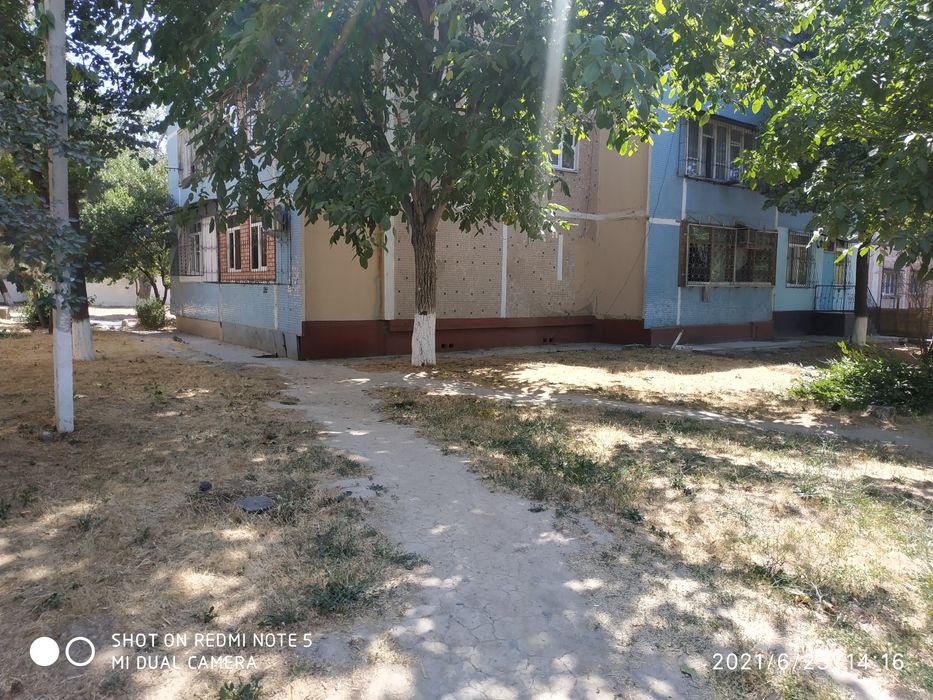 Продаётся 1 комн.под офис,магазин и т.д.Ориентир институт Гинекологии