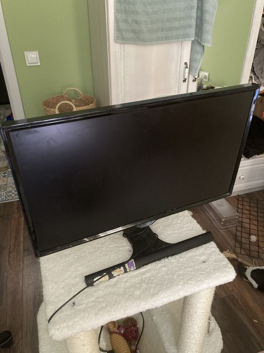 Монитор Samsung S24E390HL