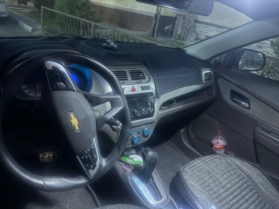 Avtomobil cobalt Chevrolet