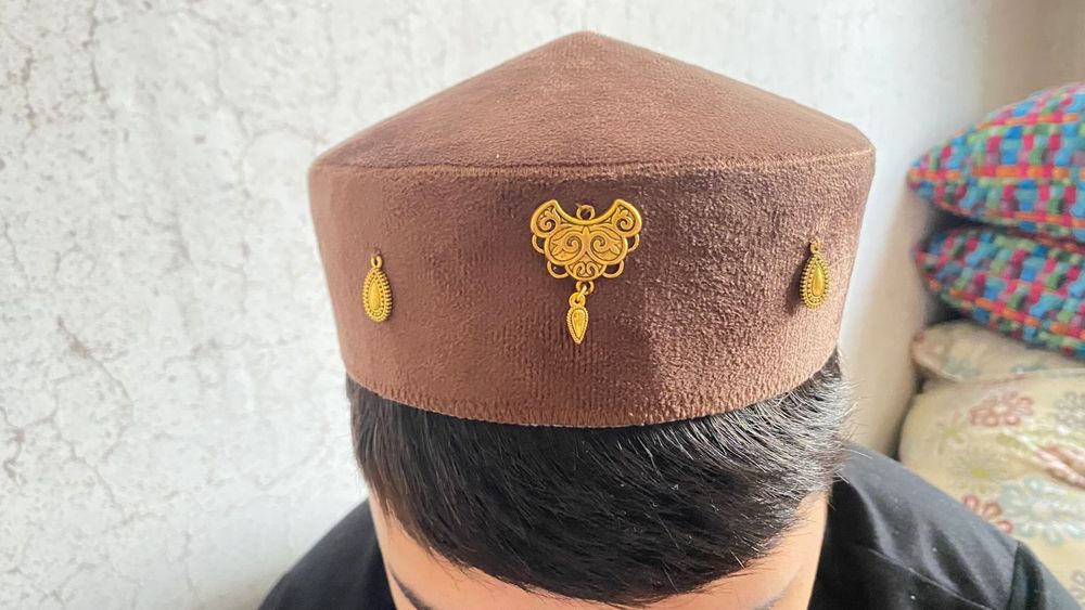 Қазақ бас киімі әшекейленген