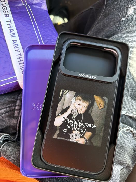 Калъв за Iphone 17 pro max