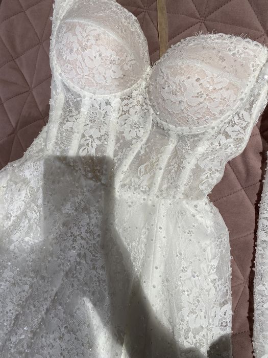 Rochie mireasa  superba