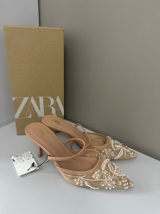 Женские новые босоножки