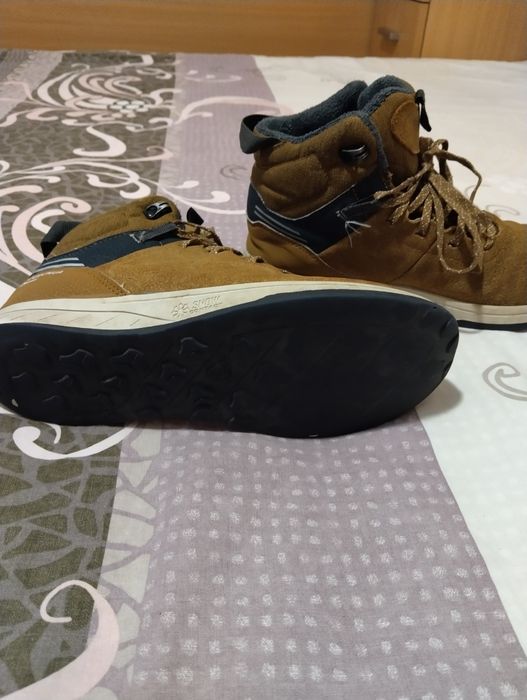 Зимни боти за момче