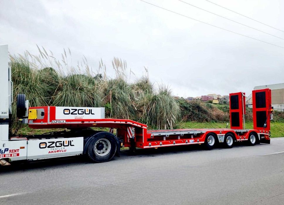 Trailer 3 Axe Extensibil cu Alveole