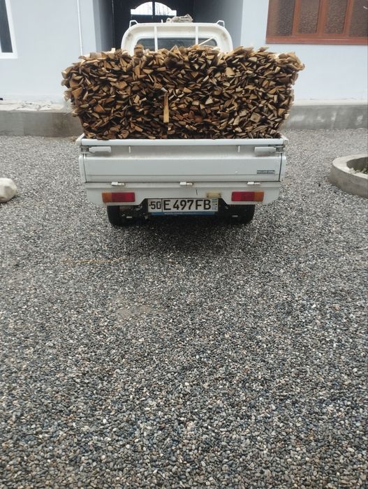 Yozgi quruq otin dastafka vodiy boylab