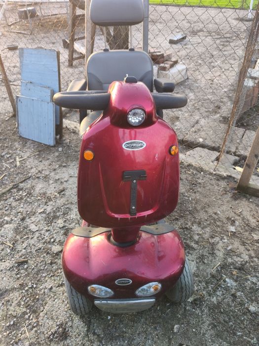 Scuter bătrâni electric