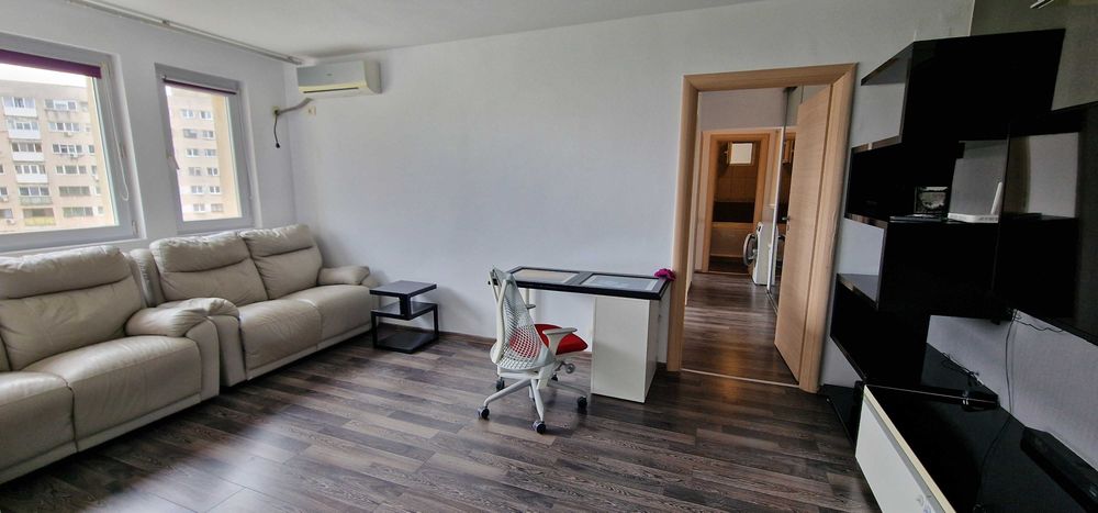 Inchiriez apartament 3 camere, spatios, recent renovat, langa Metrou Dristor, cu loc de parcare inclus