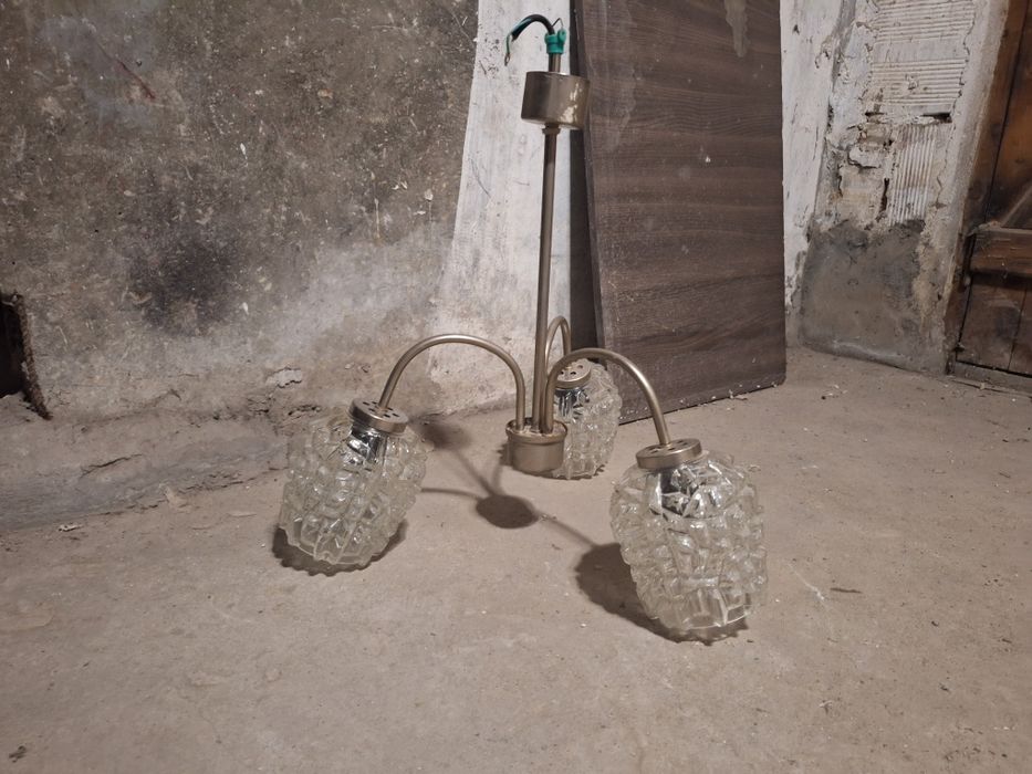 Стар ретро полилей