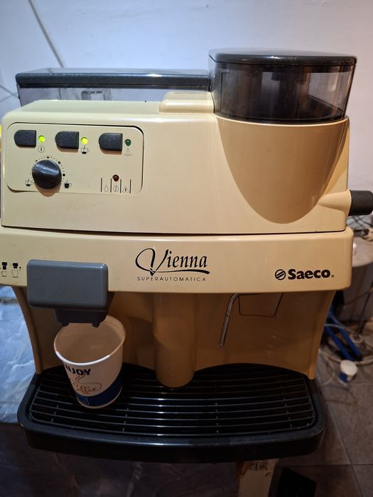 Aparat de cafea cu boabe  Saeco.Vienna