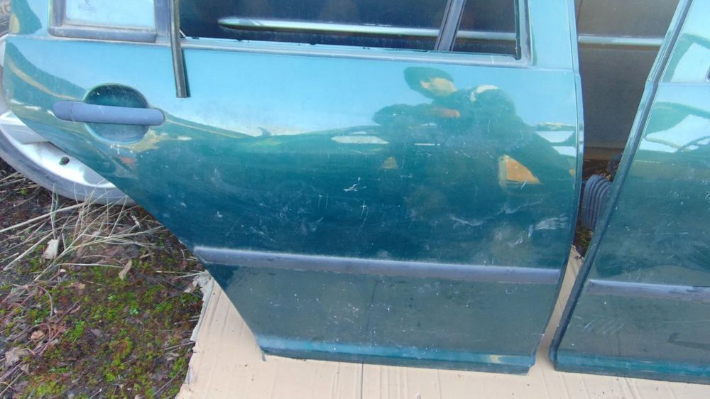Usa/Portiera fata-spate VW Golf 4 break-combi an 1998-2006,Culoarea verde