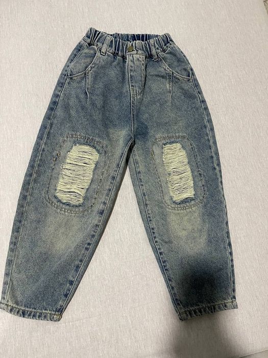 Продаётся костюмчик джинсовый