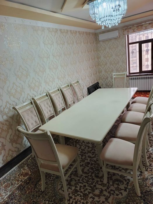 Стол стул сотилади 12 кишилик