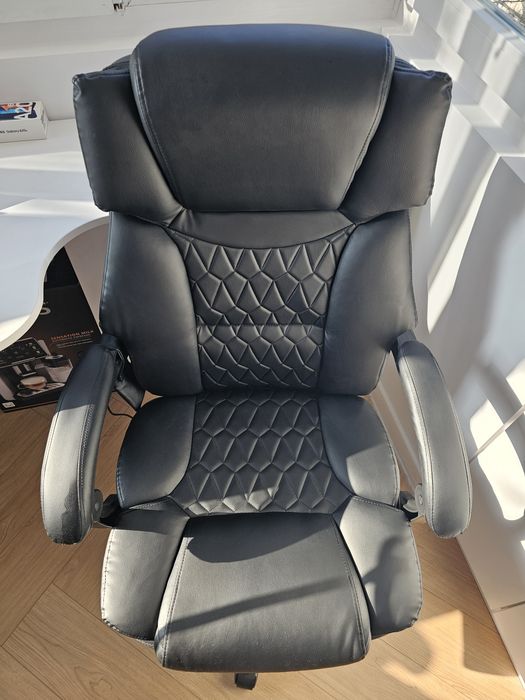 Scaun Birou cu masaj Mark Adler Boss 6.0