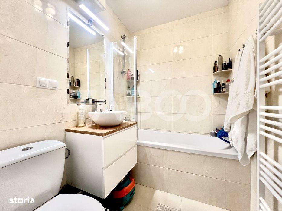 Apartament cu 3 camere de vanzare in Grigorescu izolat cu lift si boxa