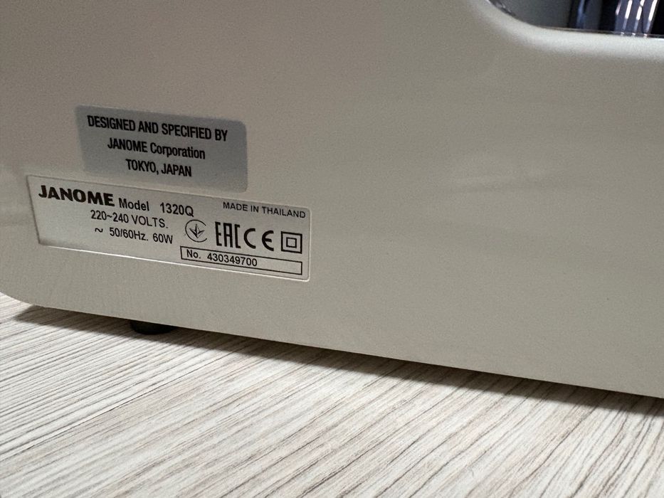 Швейная машинка Janome Model 1320Q.