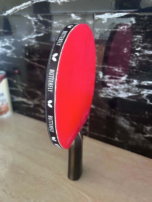 Paleta de tenis de masa Butterfly Ovtcharov Prime C