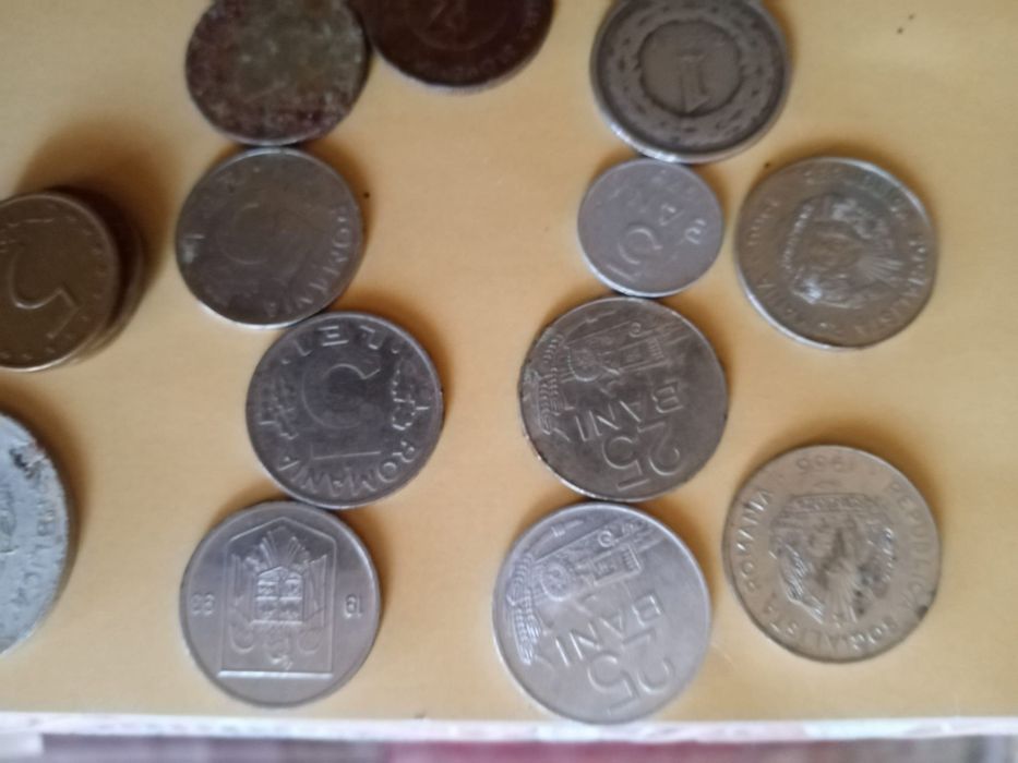 Colecție de monede vechi românești și străine