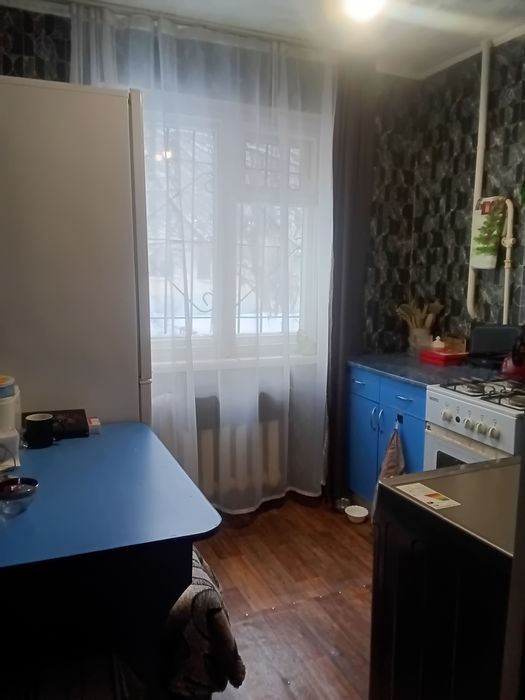 Продам квартиру в центре.